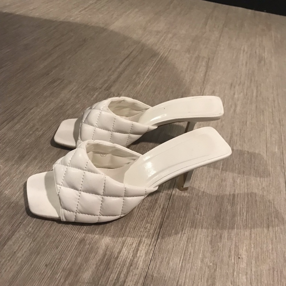 Heeled White Mule